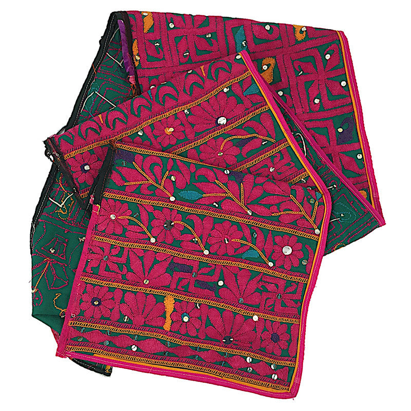 Indian Embroidery - Rabari Embroidery in Pink, Green and Gold - Pallu Design