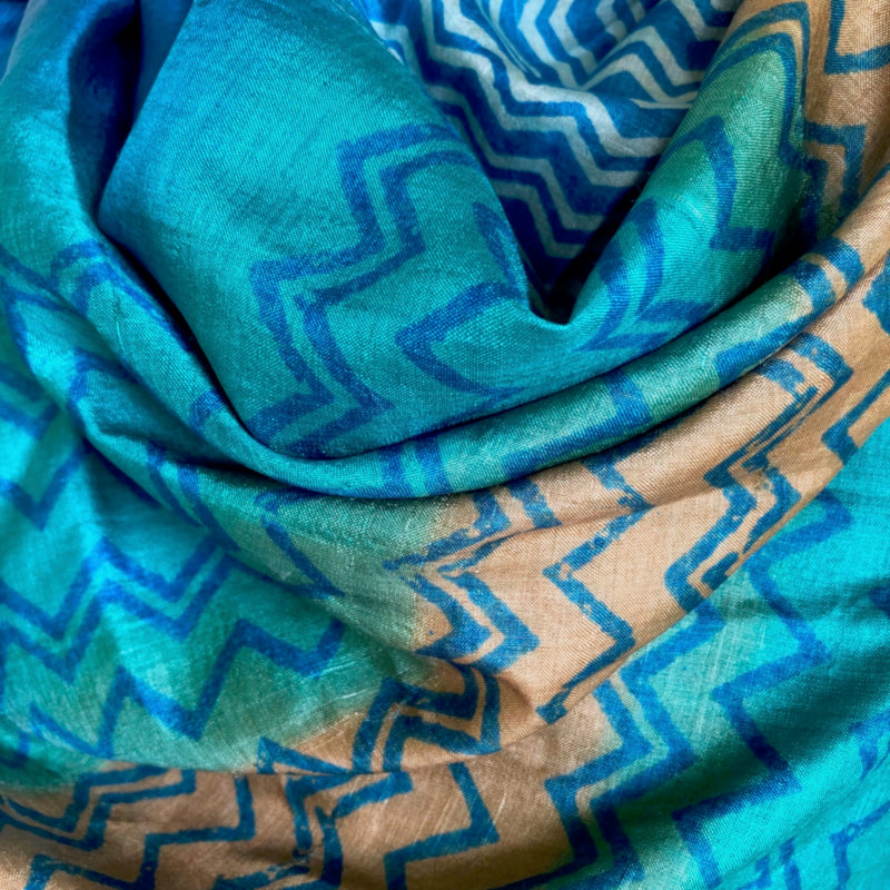 Silk scarf made from sari - Pallu Design