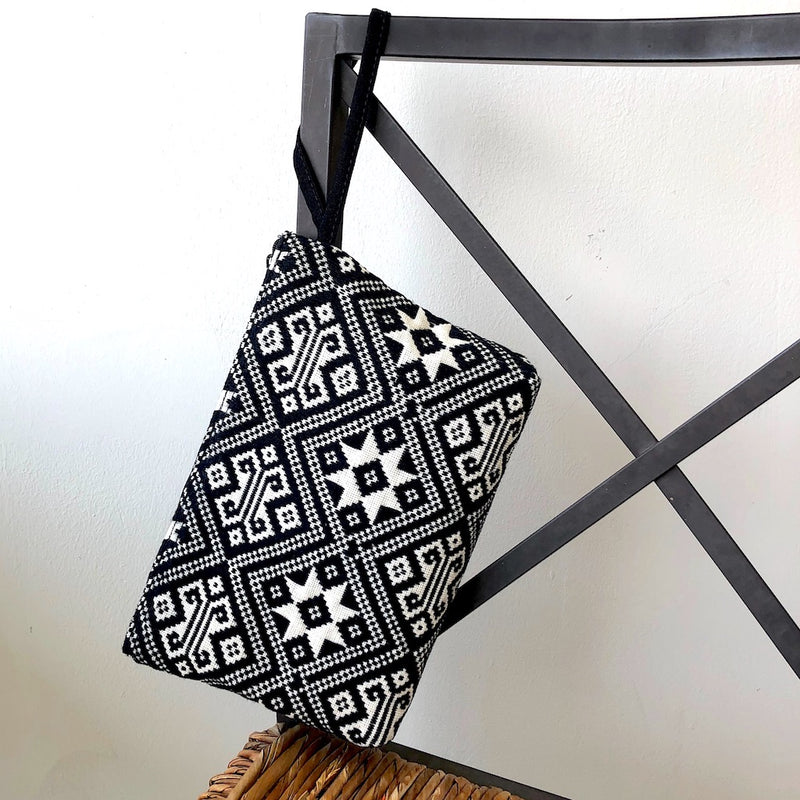 Large Black and White Clutch Bag - Handwoven Zip pouch - star - Pallu Design