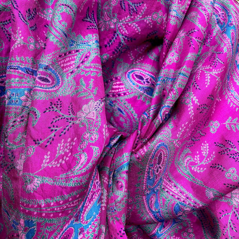 Detail of silk fabric scarf - Pallu Design