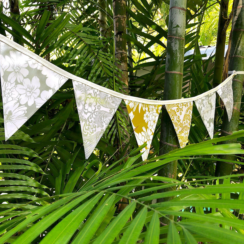 Silver and Gold Wedding Bunting - Outdoor Party Decor - 12 Flags - Pallu Design